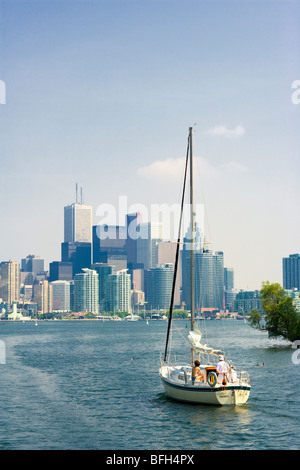 Vue sur les îles de Toronto du secteur riverain de Toronto, Toronto, Ontario, Canada Banque D'Images