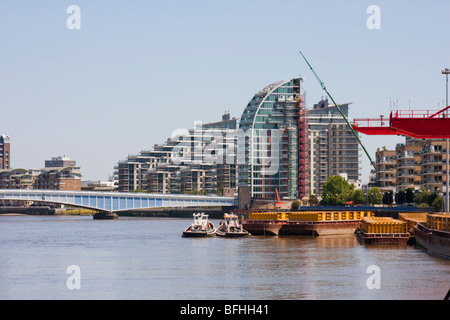 Vu de Wandsworth Battersea Atteindre Pier sur la Tamise à Londres en Angleterre Banque D'Images
