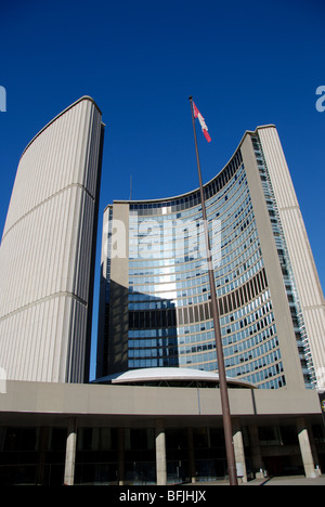 La courbe unique de style architectural de l'édifice de l'hôtel de ville de Toronto, à Toronto (Ontario) Canada Banque D'Images
