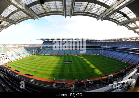 Vue à l'intérieur le stade Croke Park, Dublin. Accueil de l'Association athlétique gaélique ou GAA Banque D'Images