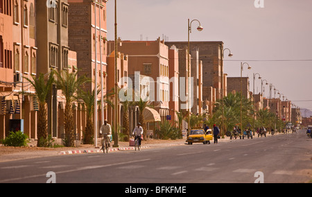 ZAGORA, MAROC - Scène de rue. Banque D'Images