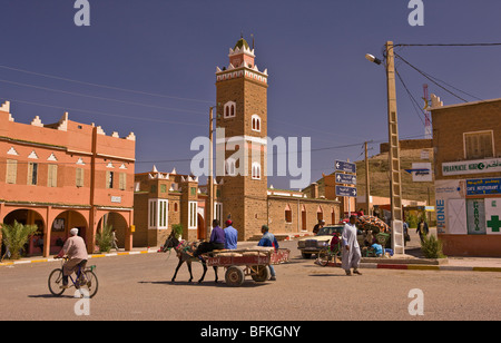 AGDZ, MAROC - ville dans la vallée du Draa. Banque D'Images