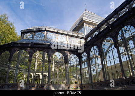 Palacio de cristal en el Parque del Retiro à Madrid Banque D'Images