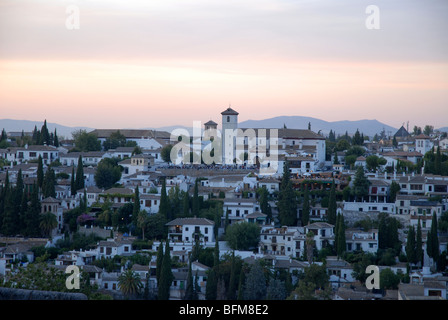 Vue de l'Alhambra à l'Albaicin de Grenade, Grenade, Andalousie, Espagne Banque D'Images