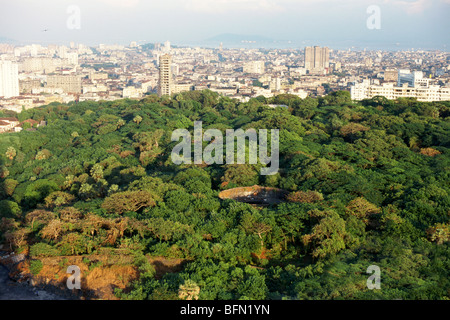 Tour du silence ; crématorium zoroastrien ; colline Malabar ; Bombay ; Mumbai ; Maharashtra ; Inde ; asie Banque D'Images