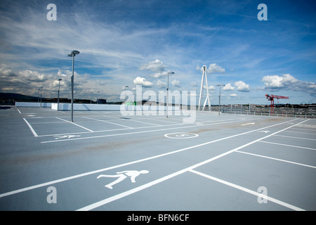 Kingsway Newport Gwent parking centre commercial South Wales UK Banque D'Images