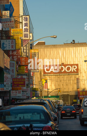 Le quartier de Flushing dans le borough du Queens à New York Banque D'Images