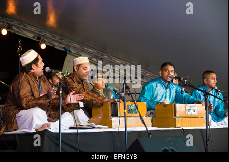 Les frères Hussain Groupe exécutant Qawwali lors de la London Mela 2009 Banque D'Images