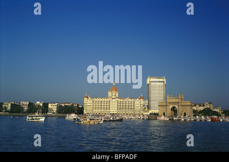 Taj Mahal Hotel ; porte de l'Inde ; Bombay Mumbai Maharashtra ; Inde ; Banque D'Images