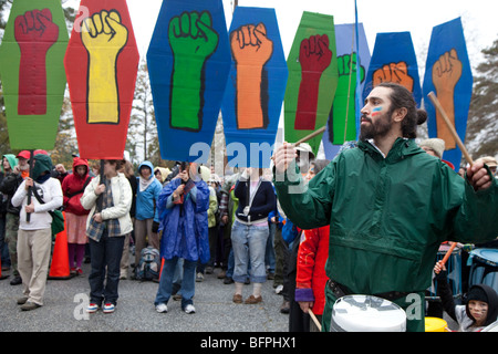 La demande des manifestants Fermeture de l'École des Amériques Banque D'Images