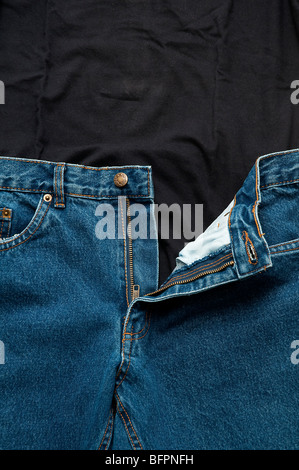 Une paire de pantalon de jeans Banque D'Images