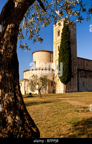 Beau Monastère Sant Antimo - fondée en 781 ANNONCE près de Castelnuovo dell'Abate, Toscane Italie Banque D'Images