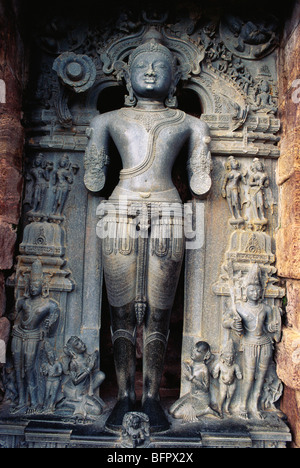 66577 : NMK dieu soleil finement sculpté idole dans le temple ; ; ; Inde Orissa Konarak Banque D'Images