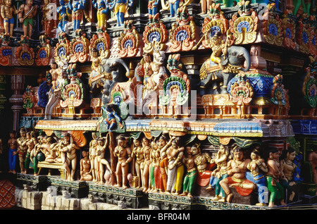 66939 : MAA Détail dans temple Sarangapani gopuram à Kumbakonam ; Tamil Nadu Inde ; Banque D'Images