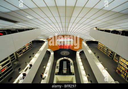 Bibliothèque de Philologie futuriste de Freie Universität Berlin par architeckt Sir Norman Foster, Dahlem Berlin Zehlendorf, Berlin. Banque D'Images