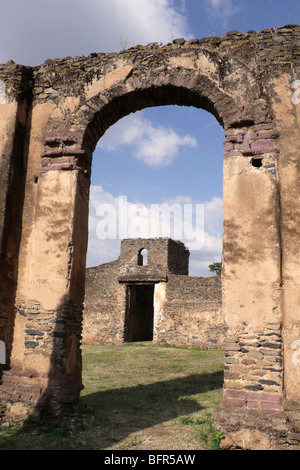 Ruines du palais impérial à Gondar, construit à la fin des années 1630 Banque D'Images