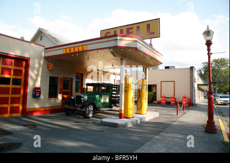L'alimentation et de gaz grêlon store, Issaquah, Washington, USA Banque D'Images