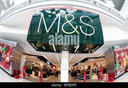 United Kingdom West London ville blanche le nouveau magasin Marks and Spencer au Westfield Shopping Centre Banque D'Images