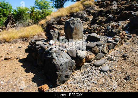 Ruines au lieu historique national de Puukohola Heiau, Big Island Hawaii. Banque D'Images