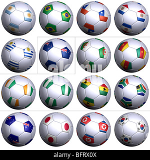 Première série de deux avec les drapeaux sur les ballons de football de concurrents dans la Coupe du Monde en Afrique du Sud 2010. S-Amérique Latine, Océanie, Afrique. Banque D'Images