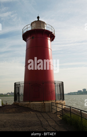 Jeffrey's Hook Lighthouse on Hudson River, New York City, New York, USA Banque D'Images