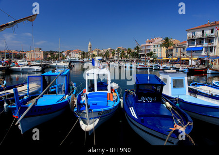 Le joli village de pêcheurs de Sanary Banque D'Images