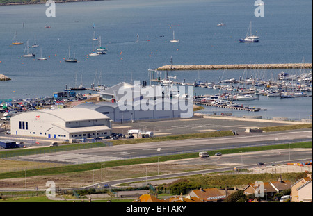 MCA HM base d'hélicoptères de la Garde côtière à l'Île de Portland Dorset le sud de l'Angleterre, Royaume-Uni Banque D'Images