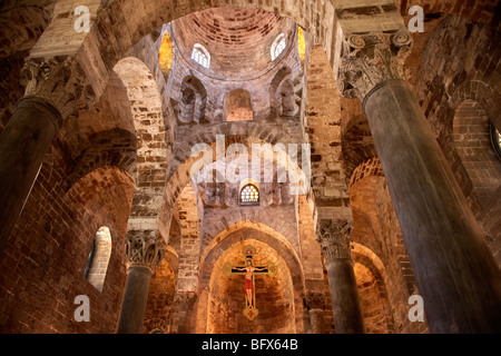 Intérieur de la Cappella di San Cataldo, style Medievalo Norman Church, Palerme, Sicile Banque D'Images