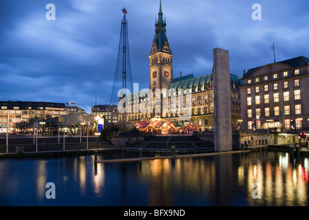 Rathaus et Rathausmarkt, Hambourg, Allemagne Banque D'Images