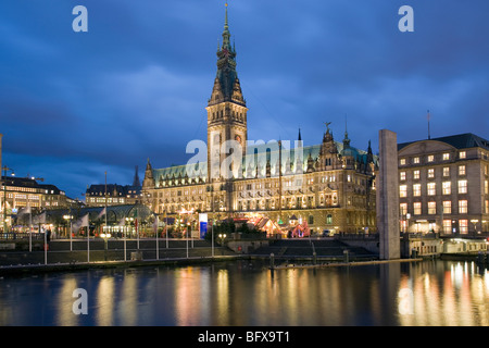 Rathaus et Rathausmarkt, Hambourg, Allemagne Banque D'Images