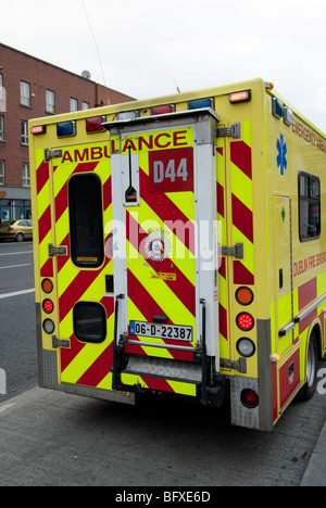 Ambulance Pompiers de Dublin Banque D'Images