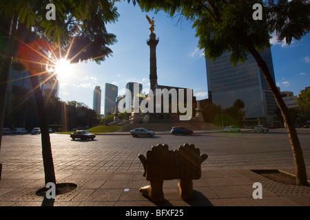 Monument de l'indépendance, l'Angel de la Independencia de Paseo de la Reforma à Mexico City Banque D'Images
