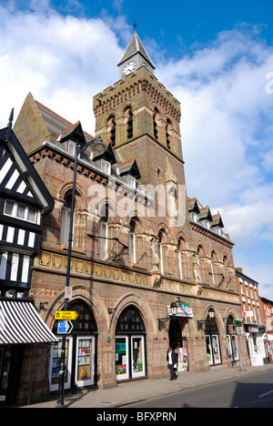 Hôtel de Ville de Congleton, Cheshire, Angleterre. Un anglais typique de ville victorienne dans une petite ville du Royaume-Uni. Cliquez pour plus de détails. Banque D'Images