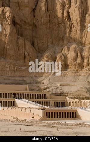 Temple de la Reine Hapshetsut près de Luxor Egypte Banque D'Images