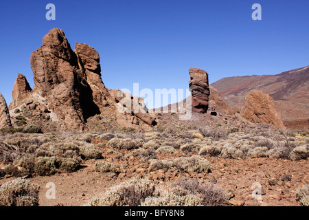 Des formations rocheuses pittoresques à Cumbre de UCANCA DANS LE PARC NATIONAL DU TEIDE SUR L'île canarienne DE TENERIFE. Banque D'Images