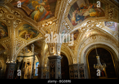 Le Spainsih chapelle de style Baroque, toit de la cathédrale d'Amalfi, Italie Banque D'Images