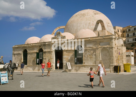 Port vénitien de Chania, Crète, îles grecques, Grèce, Europe Banque D'Images