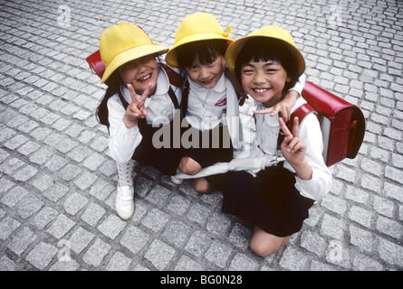 Trois jeune fille camarades Kyoto, Japon Banque D'Images