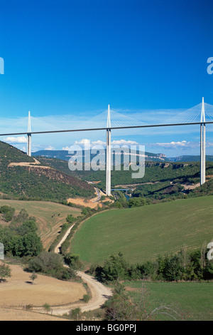 Viaduc de Millau, Aveyron, Midi-Pyrénées, France, Europe Banque D'Images