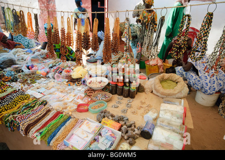 Marché à Ngueniene, près de Mbour, Sénégal, Afrique de l'Ouest, l'Afrique Banque D'Images