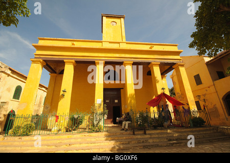 L'église, Saint Charles Barrome, l'île de Gorée, près de Dakar, Sénégal, Afrique de l'Ouest, l'Afrique Banque D'Images