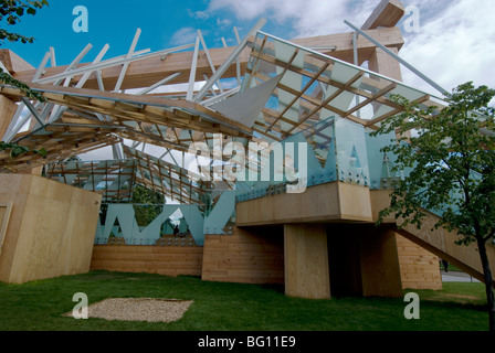 Le pavillon Frank Gehry pour la galerie Serpentine, à Hyde Park, Londres, Angleterre, Royaume-Uni, Europe Banque D'Images