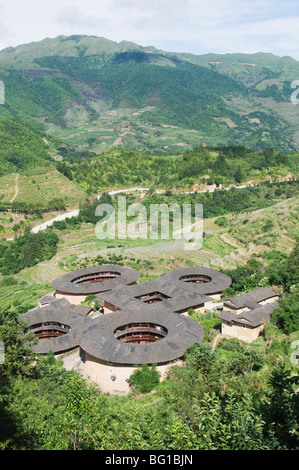 Tulou Hakka terre ronde bâtiments, Site du patrimoine mondial de l'UNESCO, la province de Fujian, Chine, Asie Banque D'Images