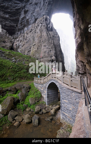 Des ponts de pierre naturelle Wulong, Site du patrimoine mondial de l'UNESCO, la municipalité de Chongqing, Chine, Asie Banque D'Images