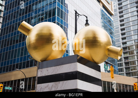 Ball or monument, downtown, Vancouver, British Columbia, Canada, Amérique du Nord Banque D'Images