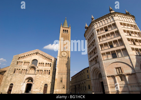 Duomo (cathédrale) et baptistère, Parme, Emilie-Romagne, Italie, Europe Banque D'Images