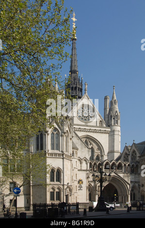 La Royal Courts of Justice, Strand, Londres, Angleterre, Royaume-Uni, Europe
