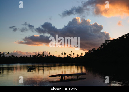 Côte ouest, Raiatea, Polynésie Française, Pacifique Sud, Océan Pacifique Banque D'Images