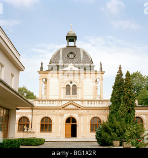 World Travel. Salle de prière dans le Nouveau cimetière juif de Zizkov dans l'ancienne ville de Prague en République tchèque, en Europe de l'Est. Culture Histoire Banque D'Images