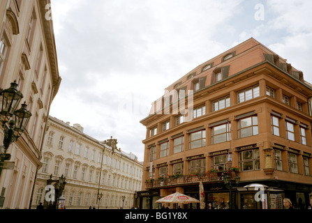 World Travel. L'architecture cubiste maison à la Vierge Noire dans la vieille ville Staré Mesto de Prague en République tchèque, en Europe de l'Est. La culture Banque D'Images